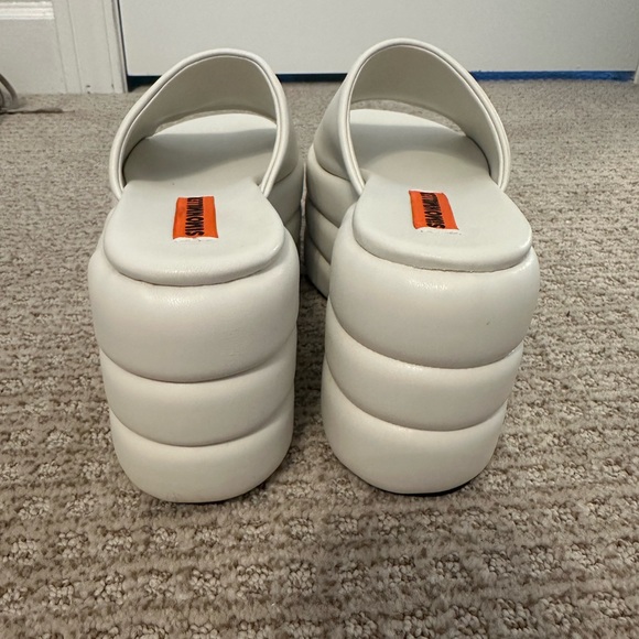 Simon Miller White Puffed Blackout Platform Slide Sandals - Picture 4 of 4